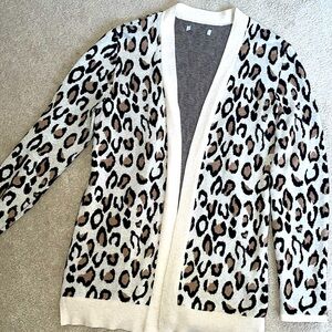 Zara Cardigan size S cheetah print